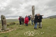 Le CER Benjamin Bardy face aux « menhirs» des Bondons